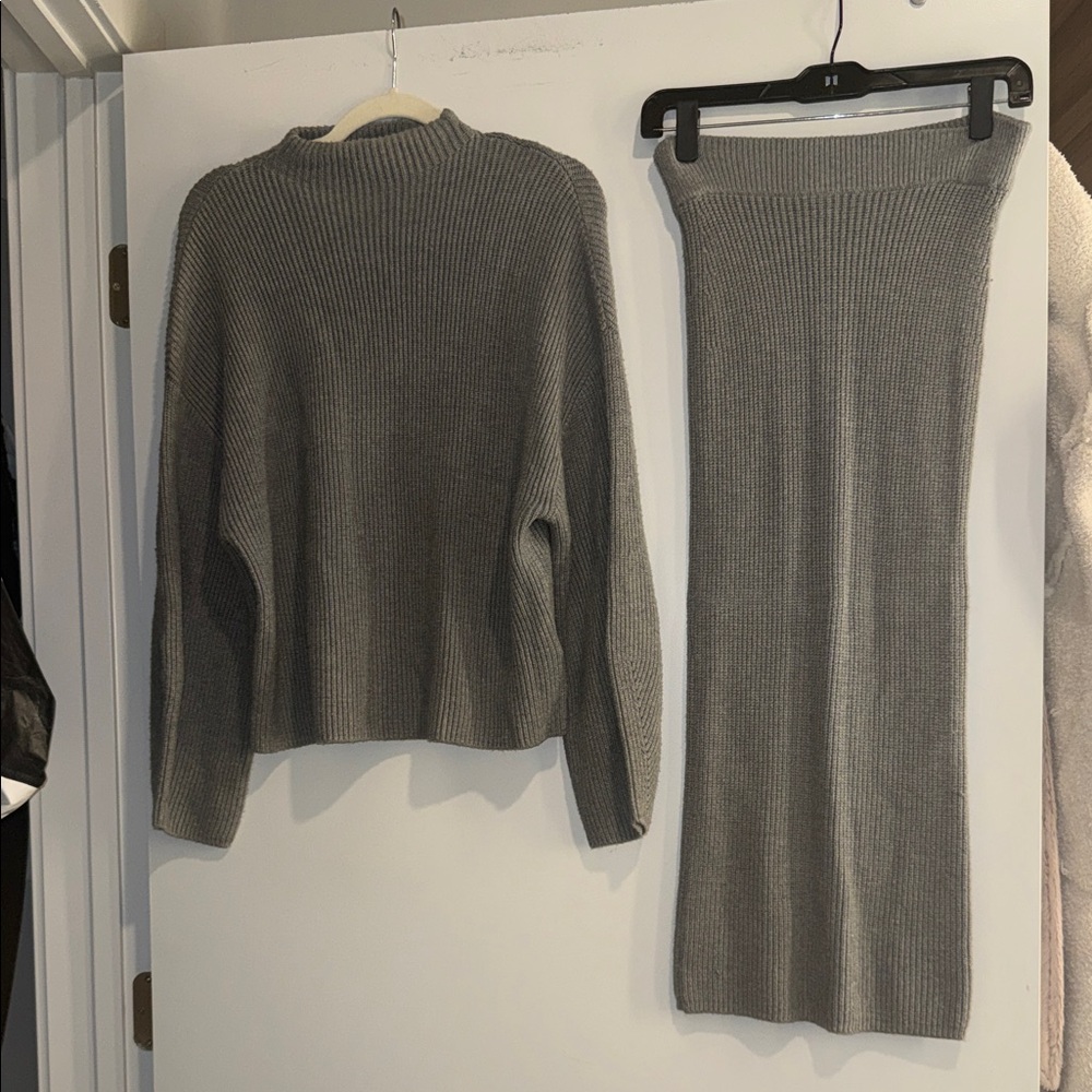 Express Ribbed Knit Sweater & Skirt Set — Gray
